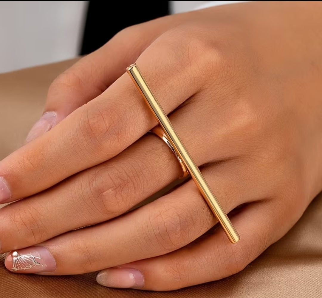 Statement Bar Ring