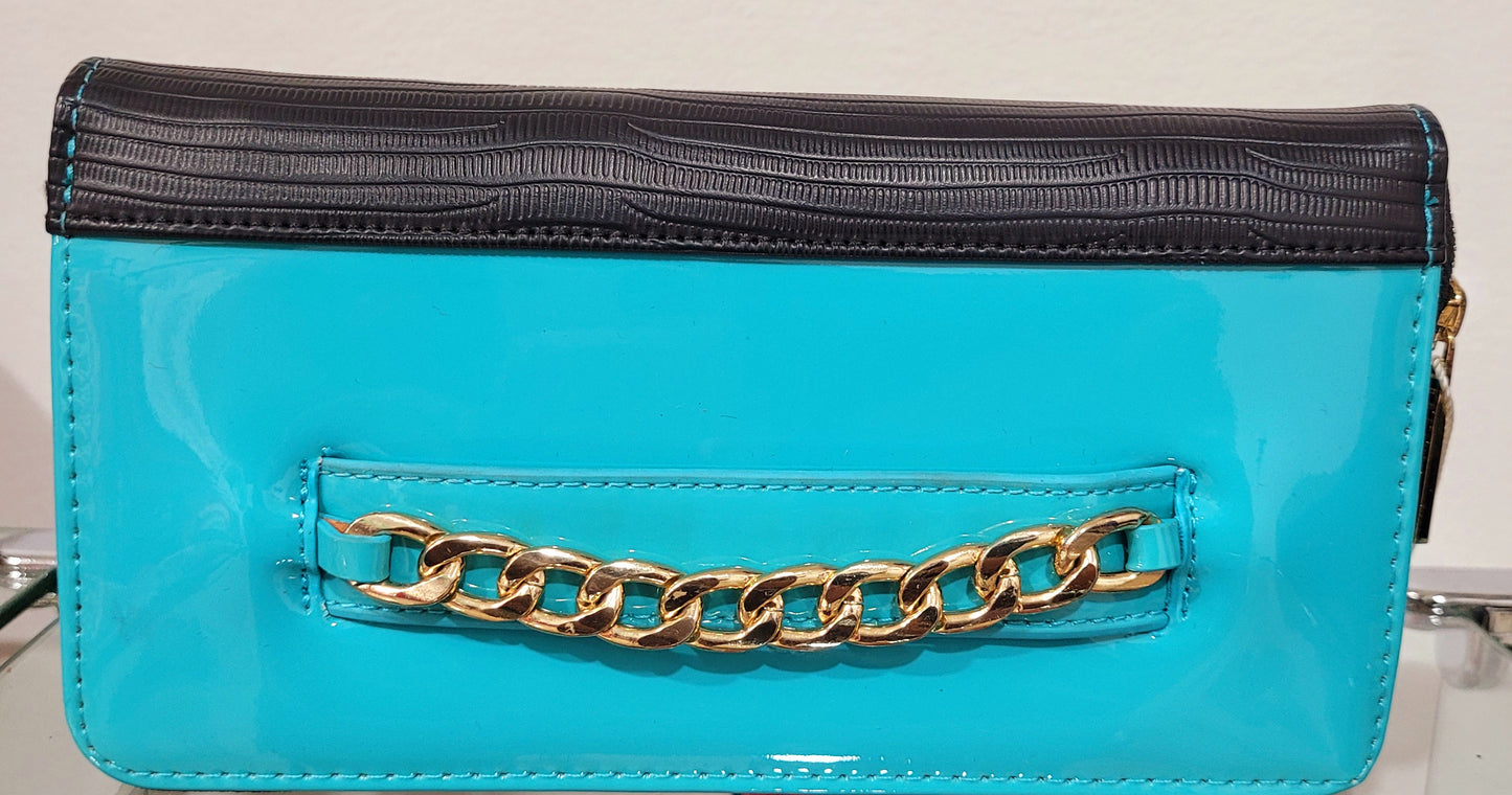 Turq & Chain clutch