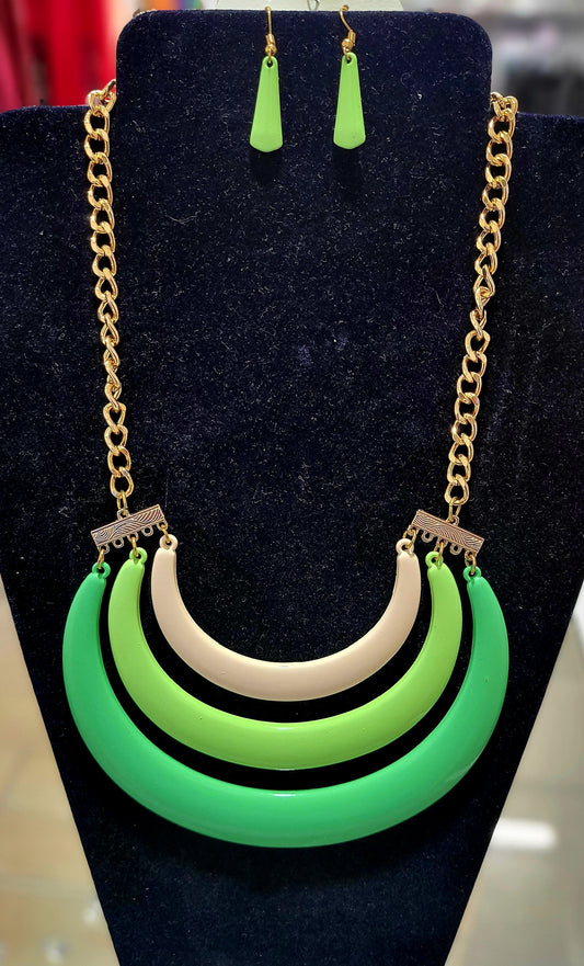 Shades of Green necklace set