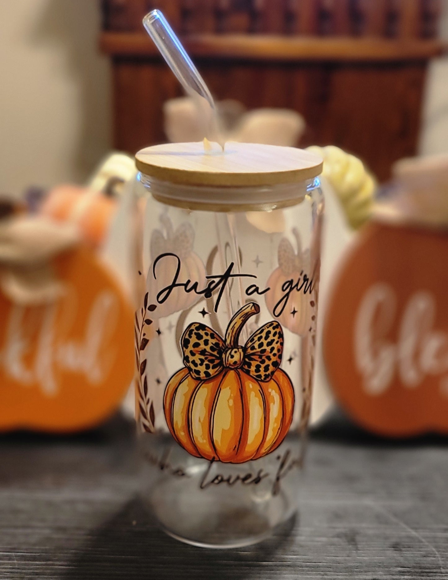 Trendy Glass cups w/straw