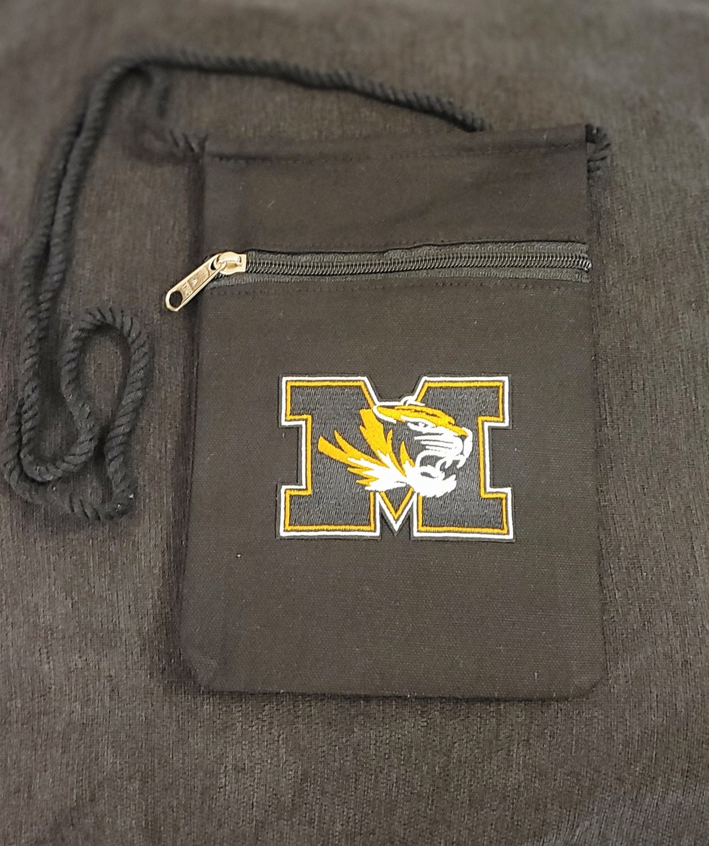 Alumni Logo Crossbody