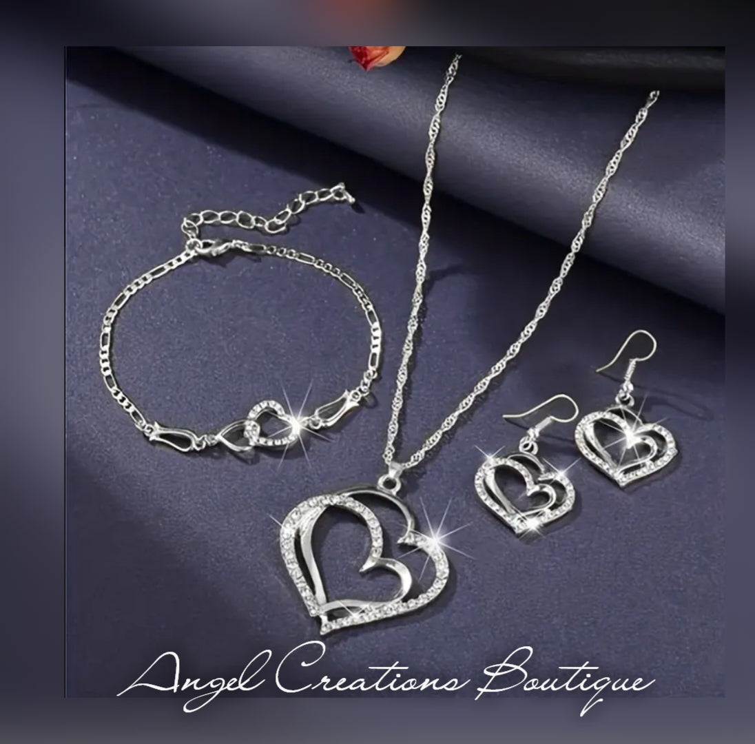 Get Hearted Necklace set