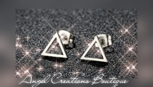 Triangle Stud earrings