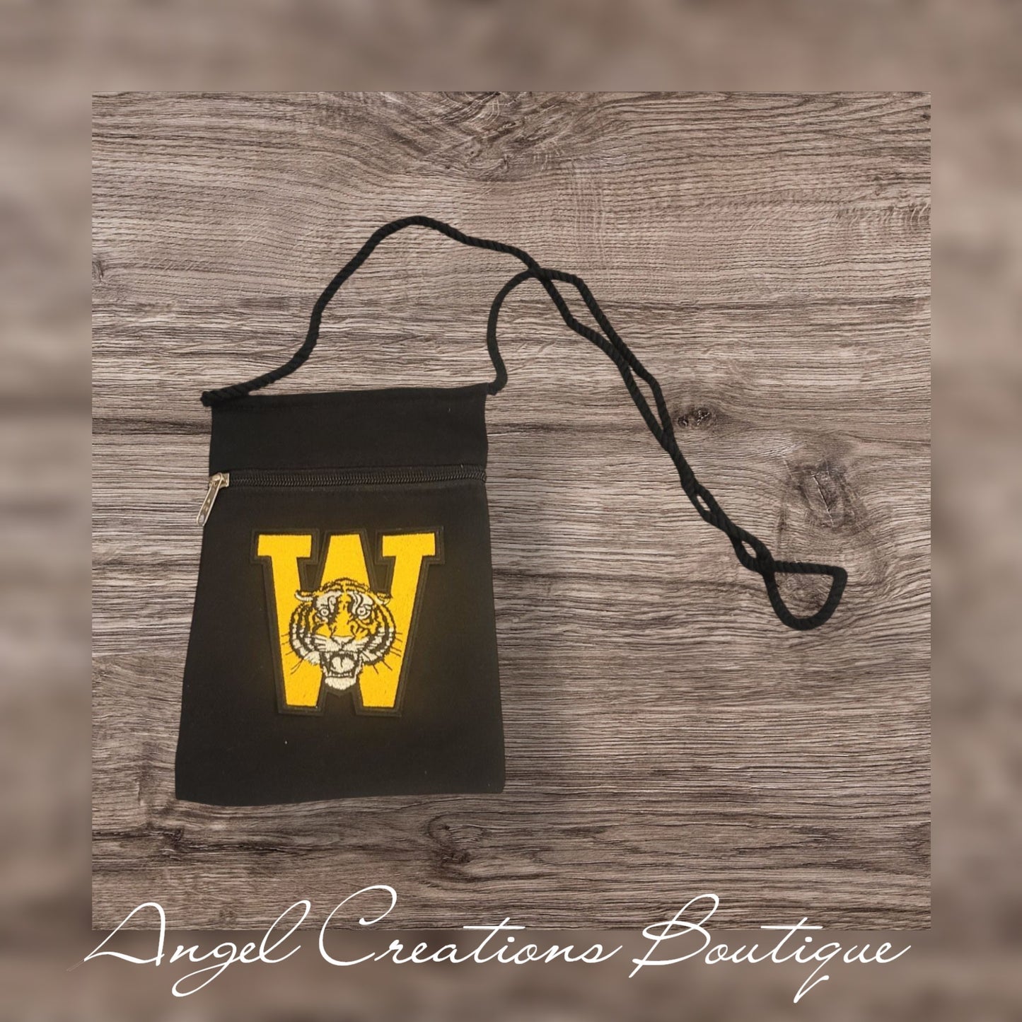 Alumni Logo Crossbody